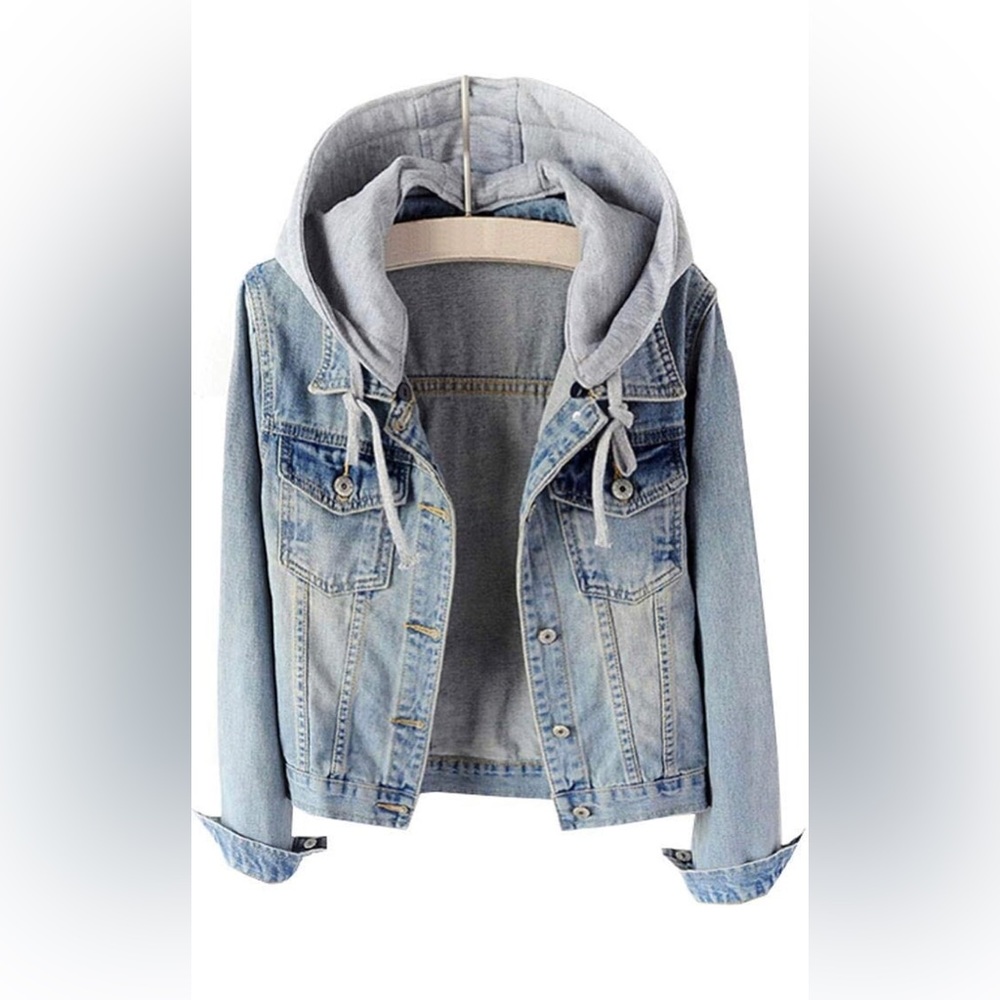 Jean jacket with hood